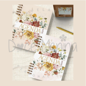 Agenda com o Ano no meio